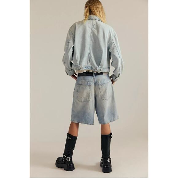 Free People Sidney Denim Jean Jacket in Sunkissed Light Blue Size XL NWT 70s - Picture 3 of 11